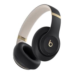 Beats Studio Pro noise-Cancelling wireless Headphones with microphone - Black & Gold