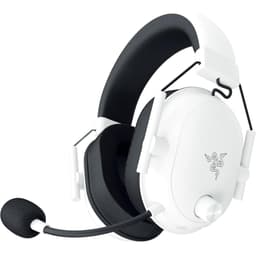 Razer BlackShark V2 HyperSpeed noise-Cancelling gaming wireless Headphones with microphone - White