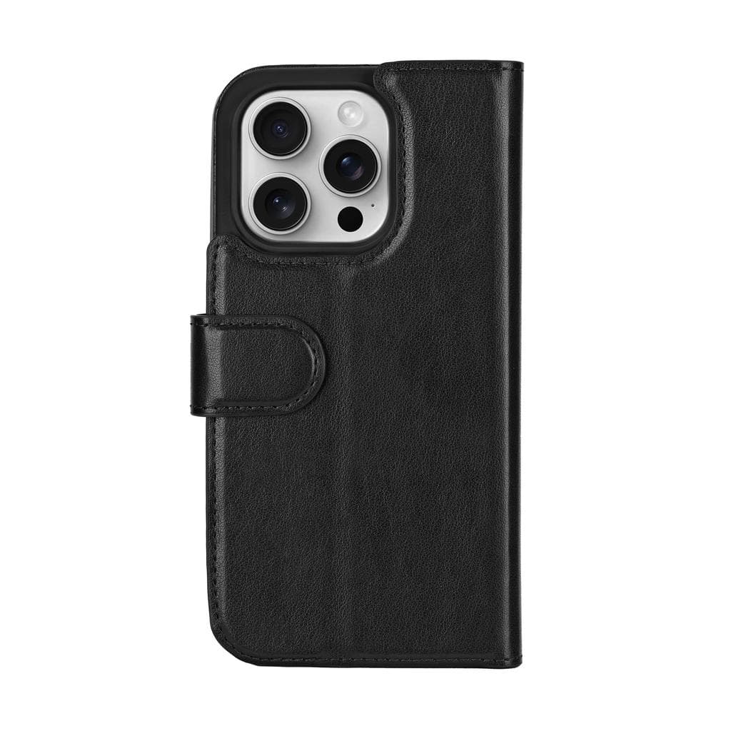 iPhone 16 Pro case - Leather - Black