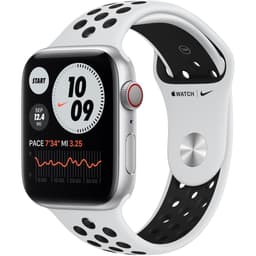 Apple Watch Series 6 (2020) GPS + Cellular 44 mm - Aluminium Argent - Bracelet sport Nike Blanc/Noir