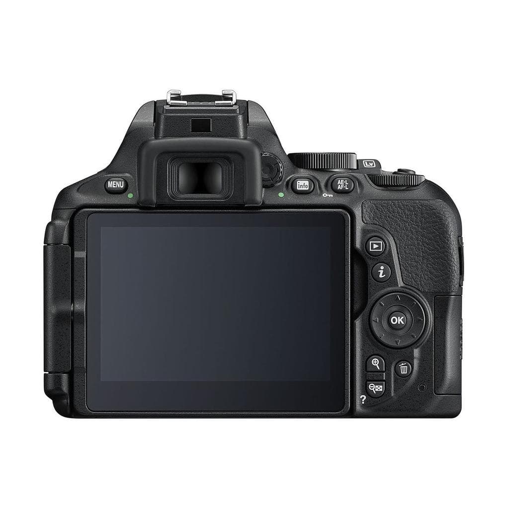 Reflex D5600 - Noir + Nikkor AF-S DX NIKKOR 18-55mm f/3.5-5.6G VR II f/3.5-5.6