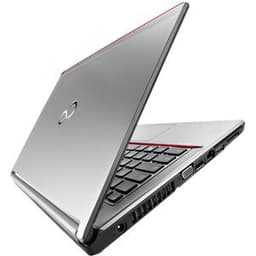 Fujitsu LifeBook E736 13" Core i3 2.3 GHz - SSD 256 Go - 8 Go QWERTY - Italien