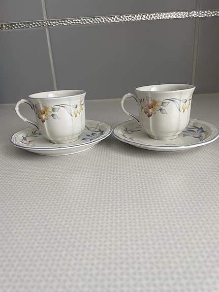 Två oanvända kaffekoppar från Villeroy och Bosch