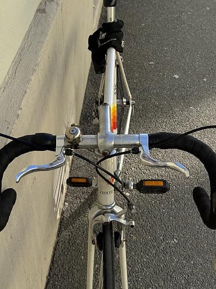 Vintage Peugeot 1980's racercykel i toppskick