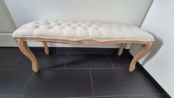 Bänk till hallen eller sovrum