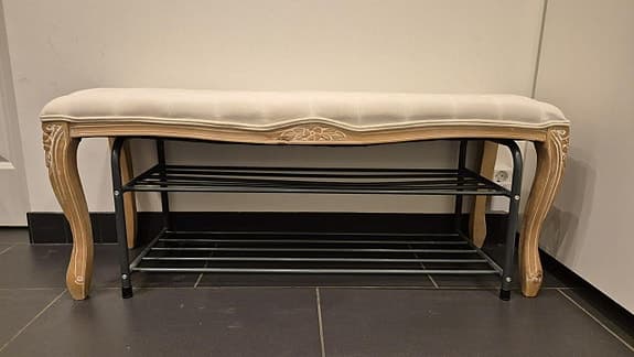 Bänk till hallen eller sovrum