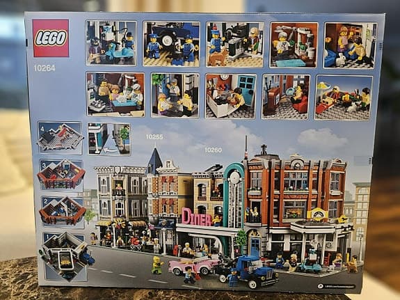 Lego 10264 Corner Garage
