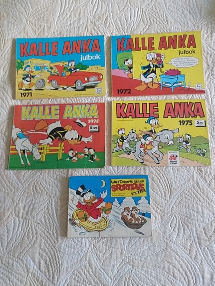 11 st Kalle Ankas julkul o sommarlov + julbok