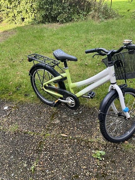 crescent 20 tum Edda, tillhörande nycklar finns