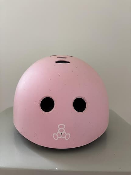 Cykelhjälm/ skatehjälm