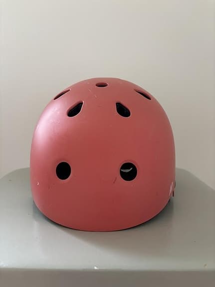 Cykelhjälm/ skatehjälm