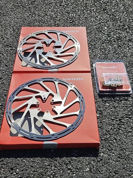 MTB bromsskivor SRAM Centerline 200mm + skivbromsklossar