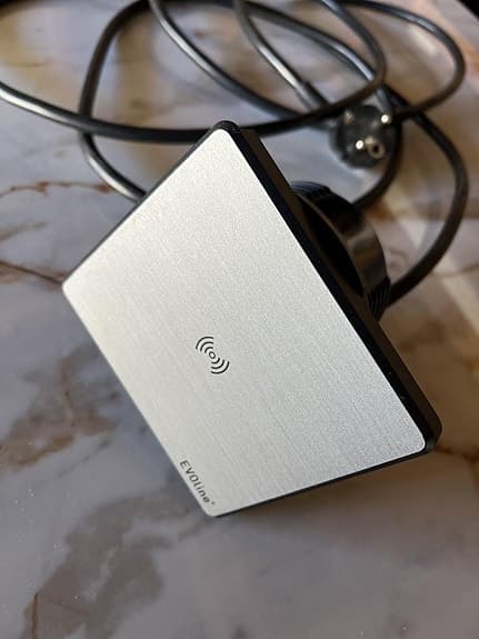 Trädlås mobilladdare EVOline Square 80cm, 1-vägs + 1xUSB