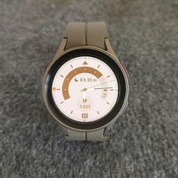 Samsung Watch 5 pro 45mm LTE