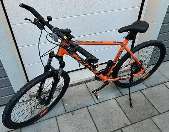 MOUNTAINBIKE GIANT ATX 830