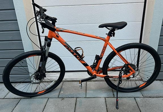 MOUNTAINBIKE GIANT ATX 830