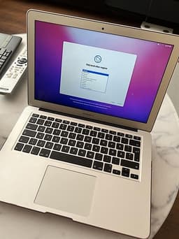 Apple MacBook Air 13” (2015) – 128 GB SSD