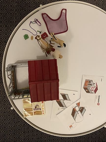 Schleichbox med 2 hästar