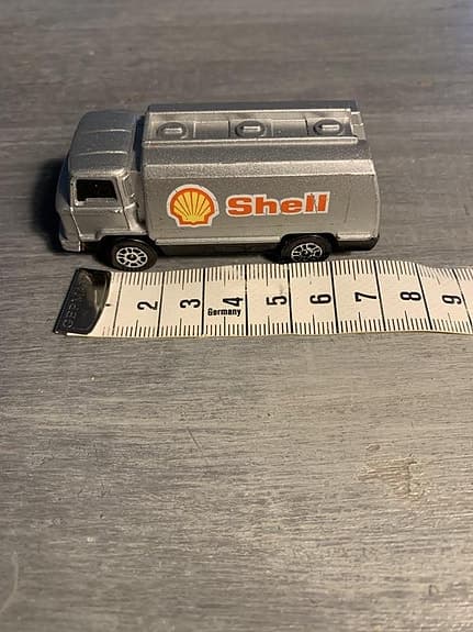 Leksaksbil Petrol Tanker från 1970 talet