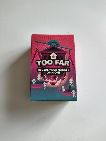 Too Far kortspel från The Sidemen