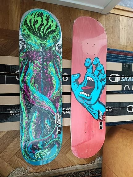 Skateboard
