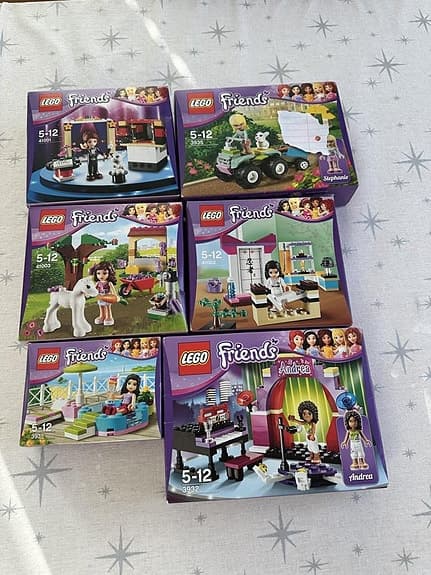 Lego Friends i originalförpackningar
