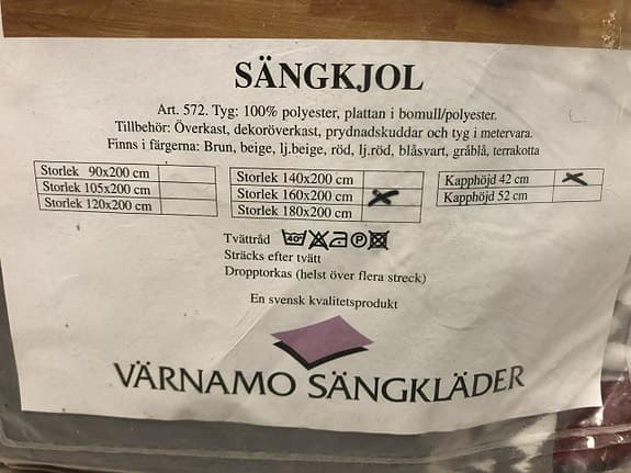 Sängkjol i storlek 160x200 Värnamo Sängkläder