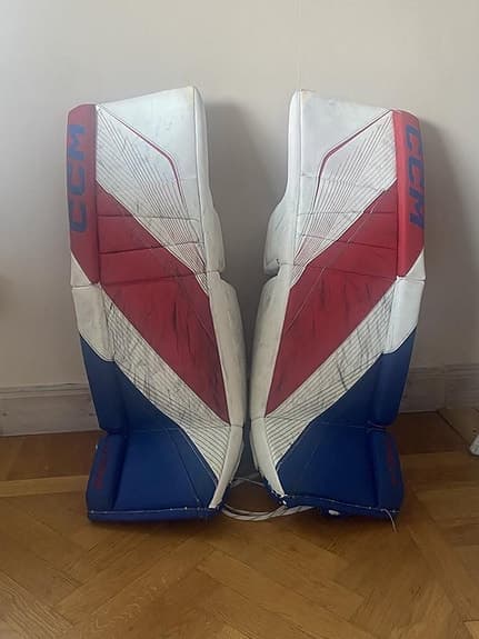 benskydd hockeymålvakt