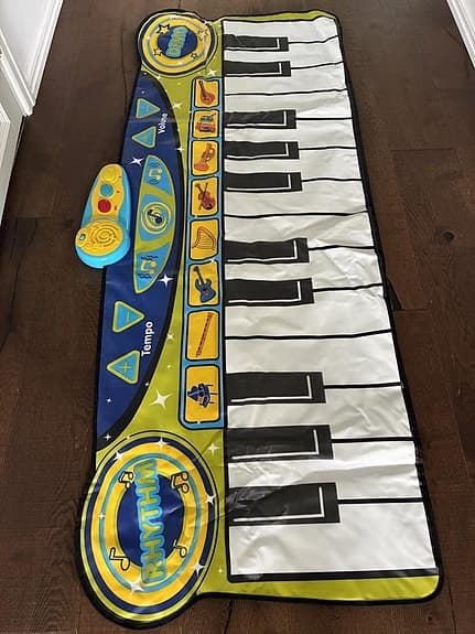 Pianomatta, musikmatta, aktivitetsleksak