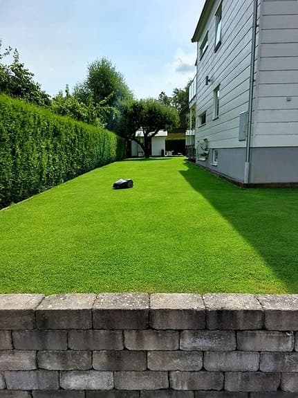 Stiga 230 S Special 3.000 m2 borstlös, knivdisk & app