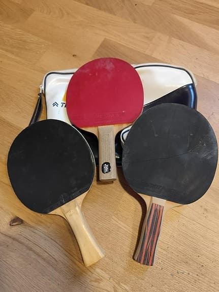 3 Pingisrack, fodral och några bollar