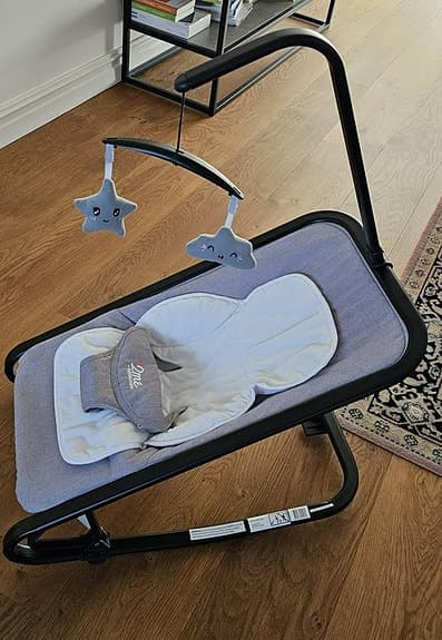 2 ME Babysitter