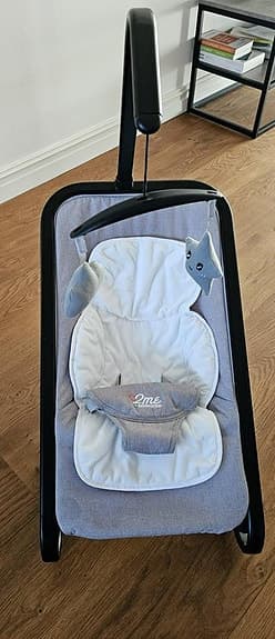 2 ME Babysitter
