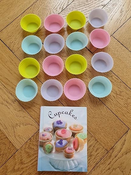 Cupcakes formar inkl bok Nytt 150kr