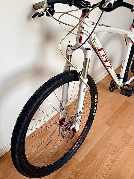 GT Zaskar Carbon 9R Expert 29”  (L)