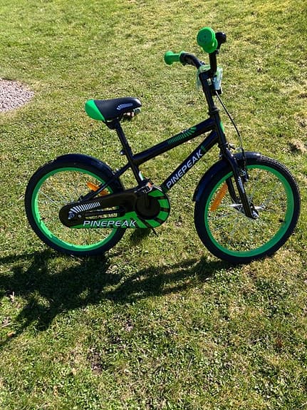 18 tums barncykel -nästan som ny