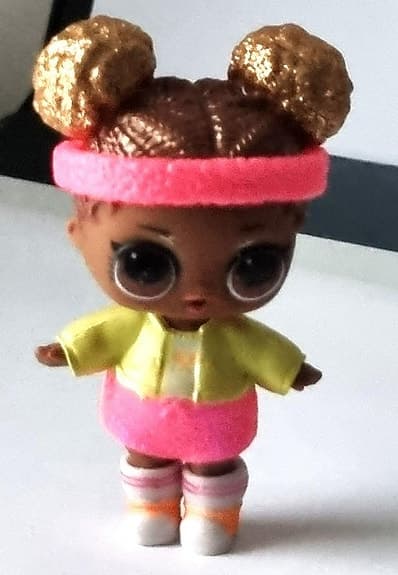 L.O.L. Surprise Glam GliLtter Series Docka - Court Champ