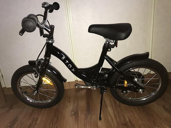 stoy 14 tum barncykel svart