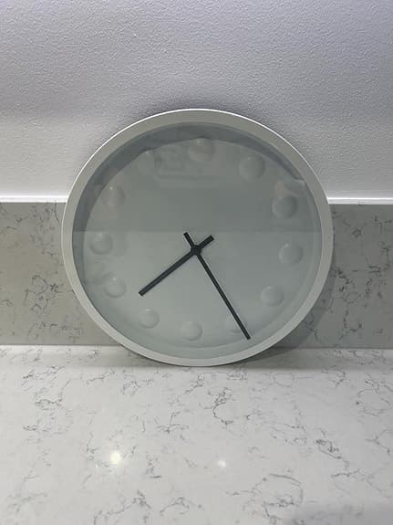 Väggur/klocka i fint skick