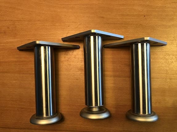 HTH Justerbara möbel/ stödben .  100 kr