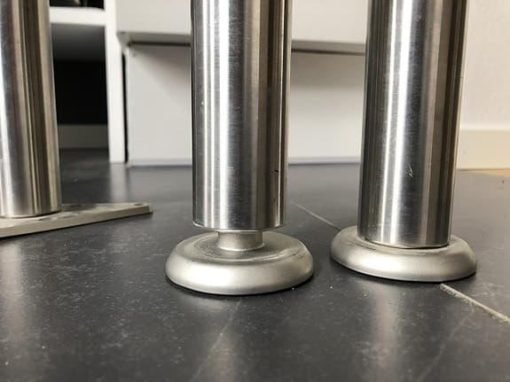 HTH Justerbara möbel/ stödben .  100 kr