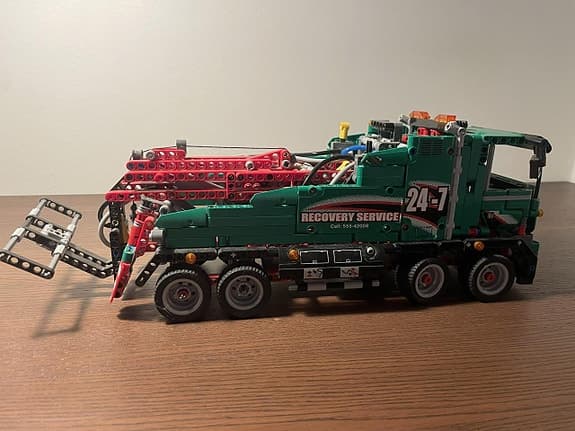 LEGO Technic 42008 – Service Truck