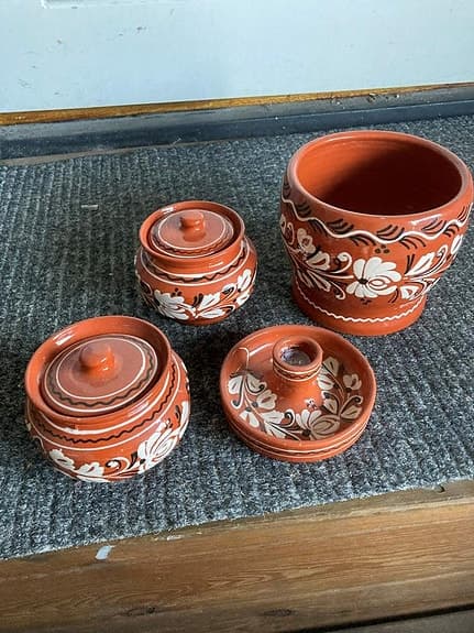 Härliga krukor med fint mönster