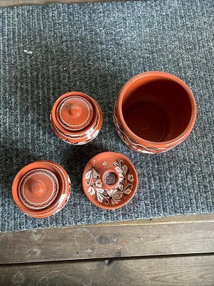 Härliga krukor med fint mönster