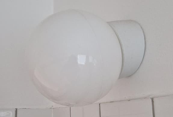 Retro Classic Glob, badrumslampa i porslin Diameter 15 cm