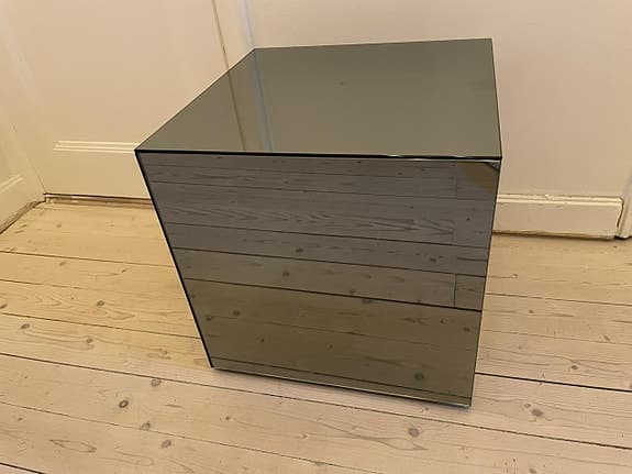 Ellos Sidobord Kub med spegelglas