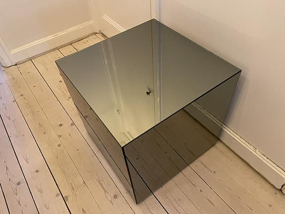 Ellos Sidobord Kub med spegelglas