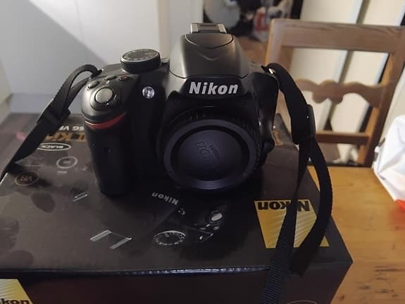 Nikon d3200+18-55 VR ii kit