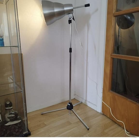 GOLVLAMPA IKEA 1990-/2000 tal justerbar