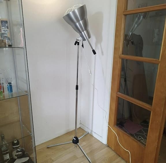 GOLVLAMPA IKEA 1990-/2000 tal justerbar